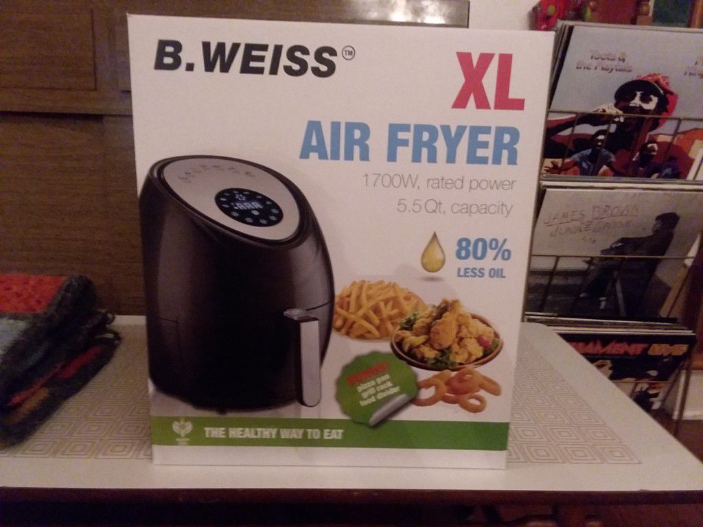B. Weiss XL Air Fryer-new still in box