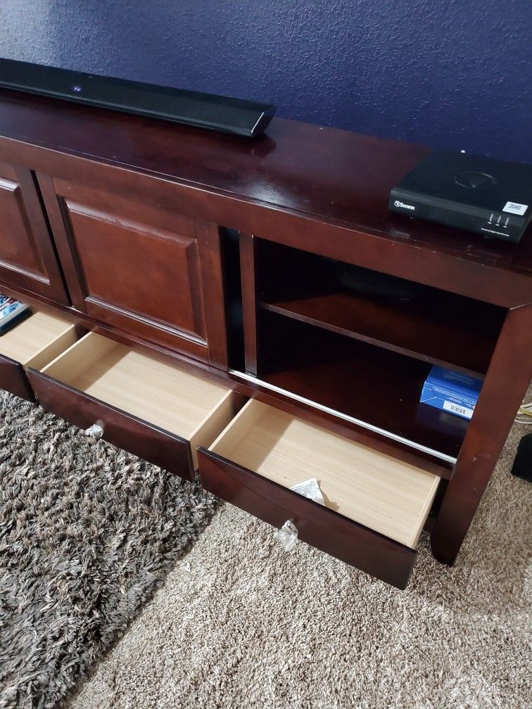 Entertainment Furniture 70 75 TV Stand Home & Garden