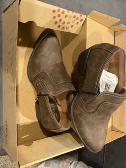 EuroSoft Brown Shoes