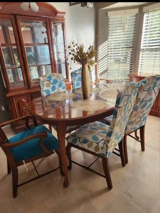 Dining Room Set