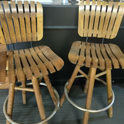 2 Bar Stools