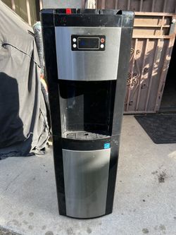 Glacier Bay Water Dispenser