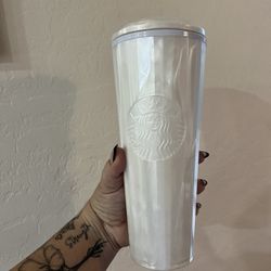 Pearl White Round Top Starbucks Cup No Straw 
