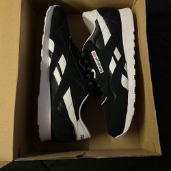 Mens Size 13 Reebok Classics NEW!!