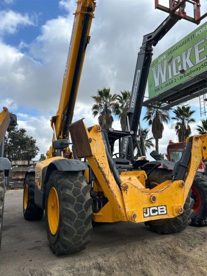 10,000 LB Forklift Variable Reach For Sale! 