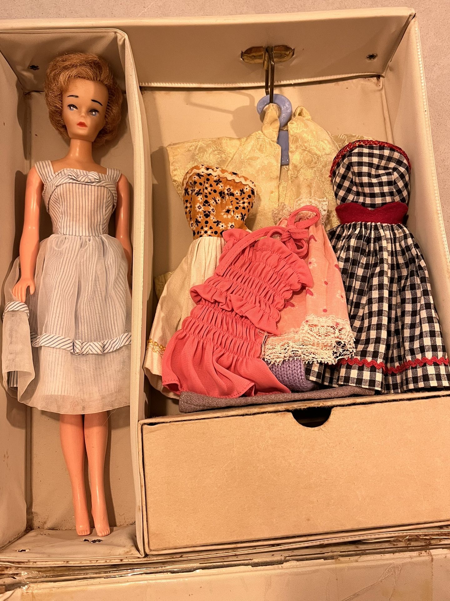 Barbie, Barbie Dolls, Barbie Movie, Barbie Doll Case, Vintage Barbie, Barbie Clothes, Barbie Accessories,