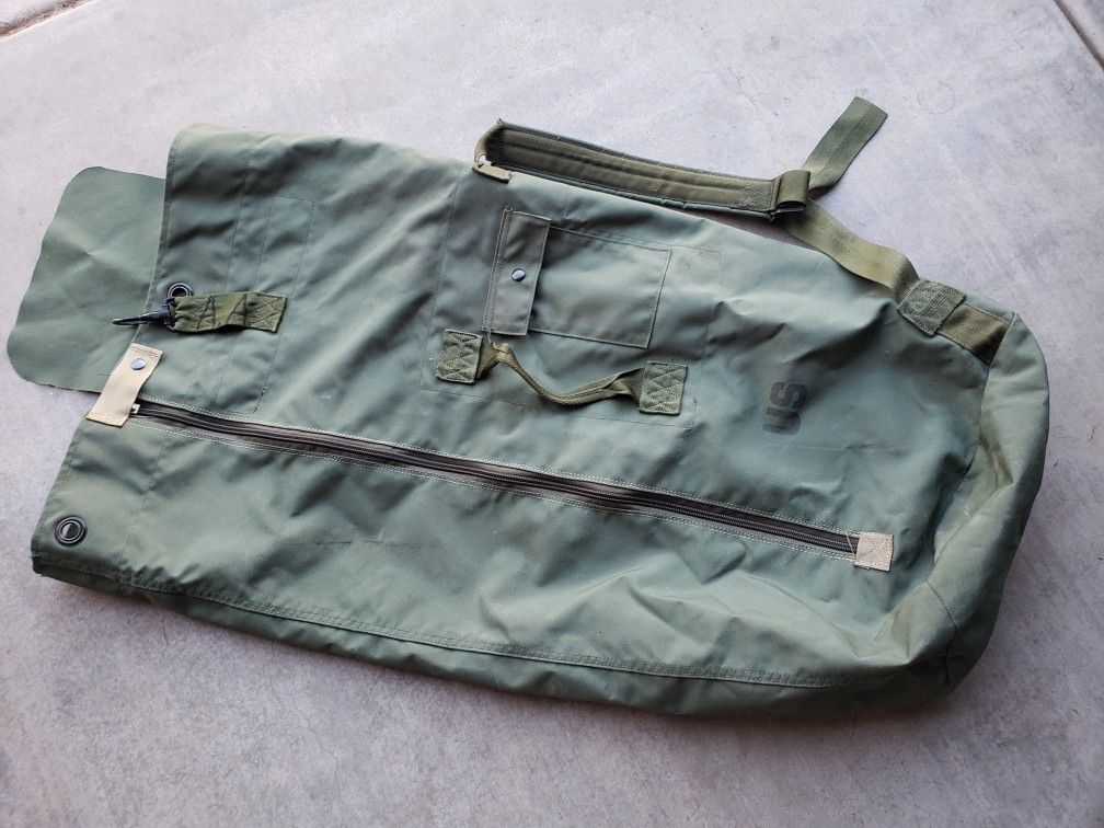 Army Military Backpack Style Duffel Bag With Side Zipper