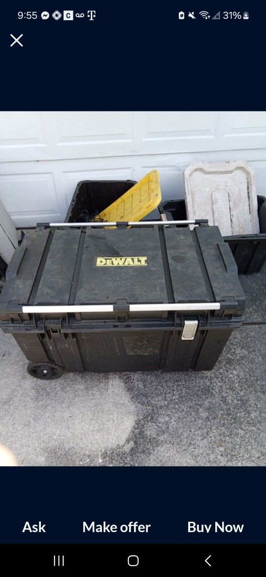 Dewalt Rolling Tool Box