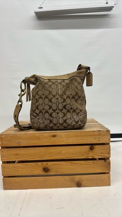 Coach Signature Canvas Shoulder Bag