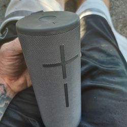 Ultimate Ears Boom 3 Wireless Bluetooth Speaker  .