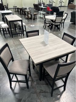 Dining table set