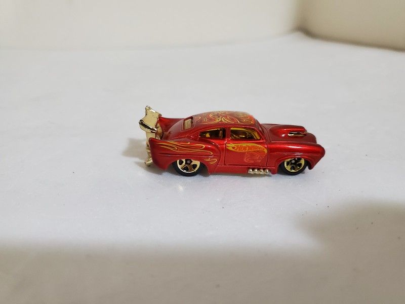 Hot Wheels 2003 Tiki Blasters Exclusive Jaded Red Gold