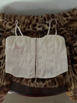 Pick up only! L.A. Hearts corset cropped top. Super soft.
