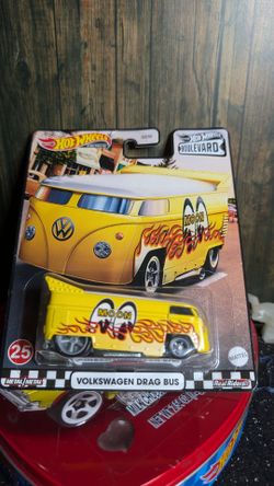 2021 Hot Wheels Boulevard Mooneyes Drag Bus Real Riders - Hard To Find