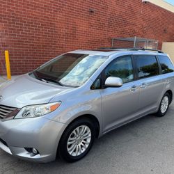 2011 Toyota Sienna
