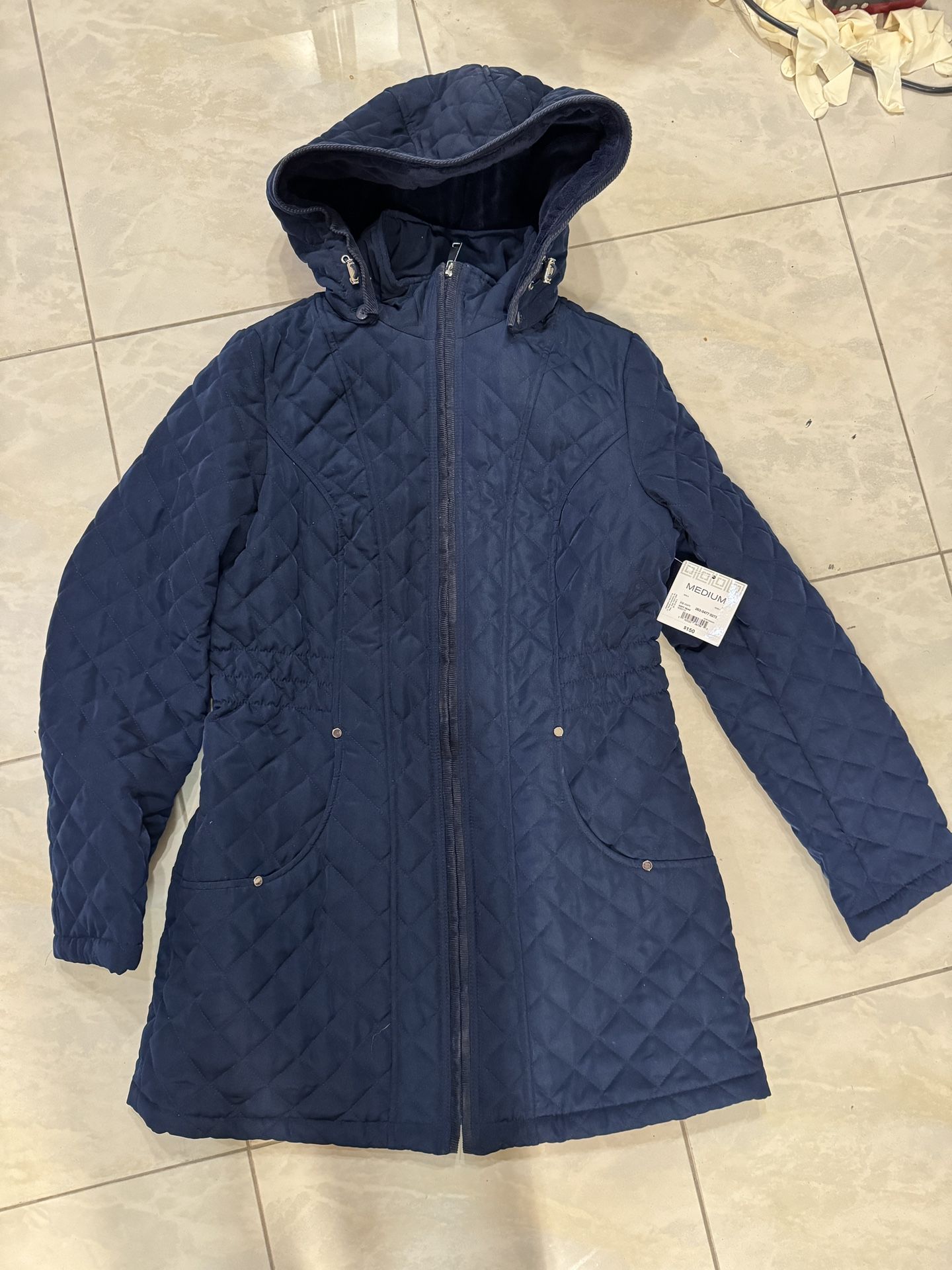 Liz Claiborne Woman Jacket Brand New. Size M