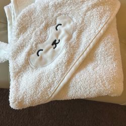 KeaBabies Towel 