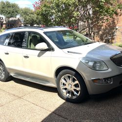 2011 Buick Enclave CLX - FWD