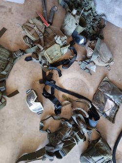Army Ruck Kit Large U.S. Military Gear & Surplus Lot – Fragmentation Vest, Rucksack ...