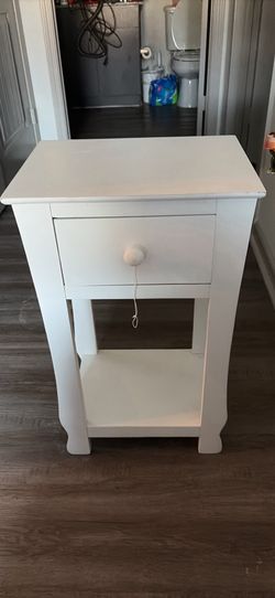 Night stand