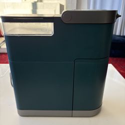 Keurig Coffee Machine 