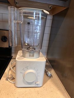 Chefman Countertop Blender