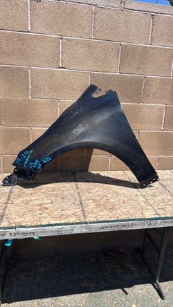 2019 2020 2021 2022 2023 2024 2025 2026 TOYOTA COROLLA LEFT FENDER OEM used 8/26