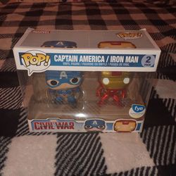 "Funko Pop".."Captain America / Iron Man