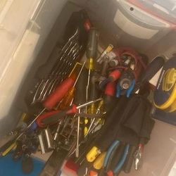 Electric Saw & Several Other Tools 4 Sale