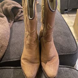 Girls Boots Size 9 