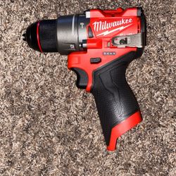 Milwaukee M12 1/2 Hammer Drill