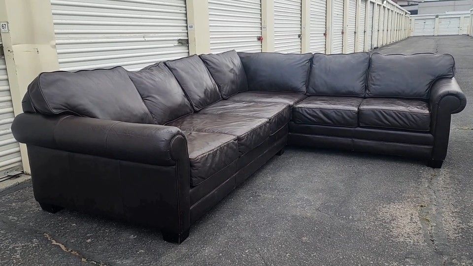[FREE DELIVERY] Beautiful Real Leather Sectional