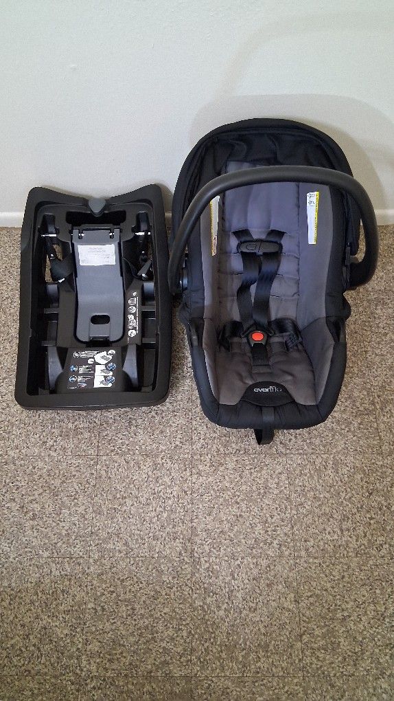 Evenflo Baby Carrier/Carseat System