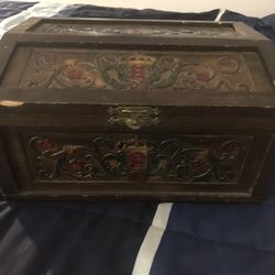 Vintage Decorative Wooden Box - Jewelry Treasure Chest