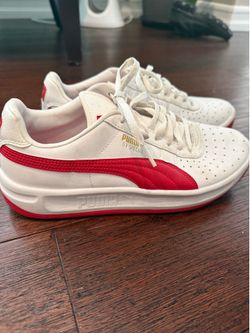 Puma Sneakers