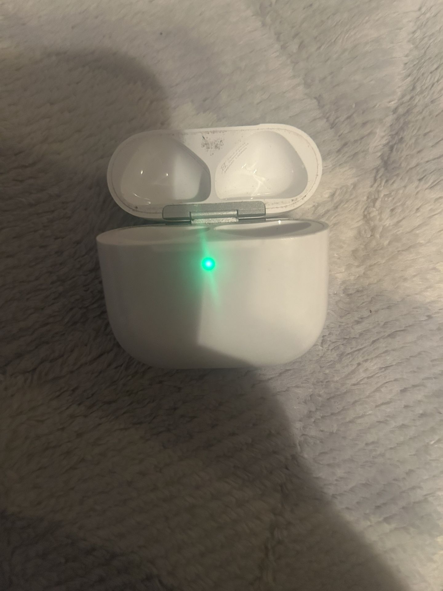 Air Pods Gen 4 Used
