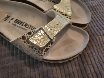 Birkenstock slippers new size 6,6.5,7,7.5