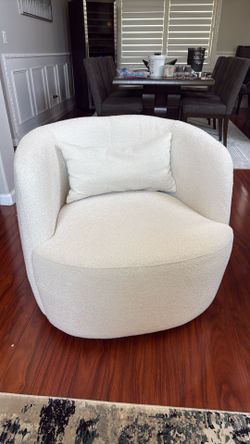 White Modern Swivel Chairs