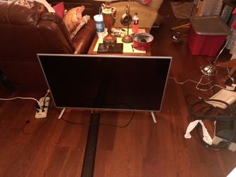 Lg TV Cracked