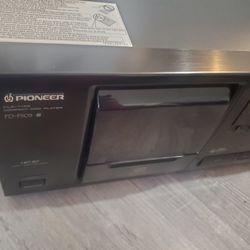 Pioneer 25 Disc CD Player