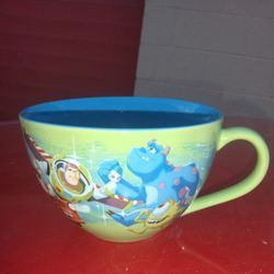 Collectors Disney Exclusive: Retired Disney Friends Large Cappuccino or Soup Mug (1, green)