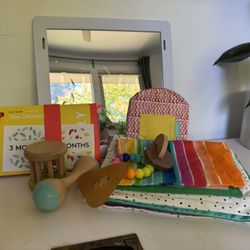 Lovevery Charmer Kit (3-4 Months)