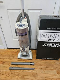New Cond SHARK NAVIGATOR VACUUM WORKS EXCELLENT  .  In The Box