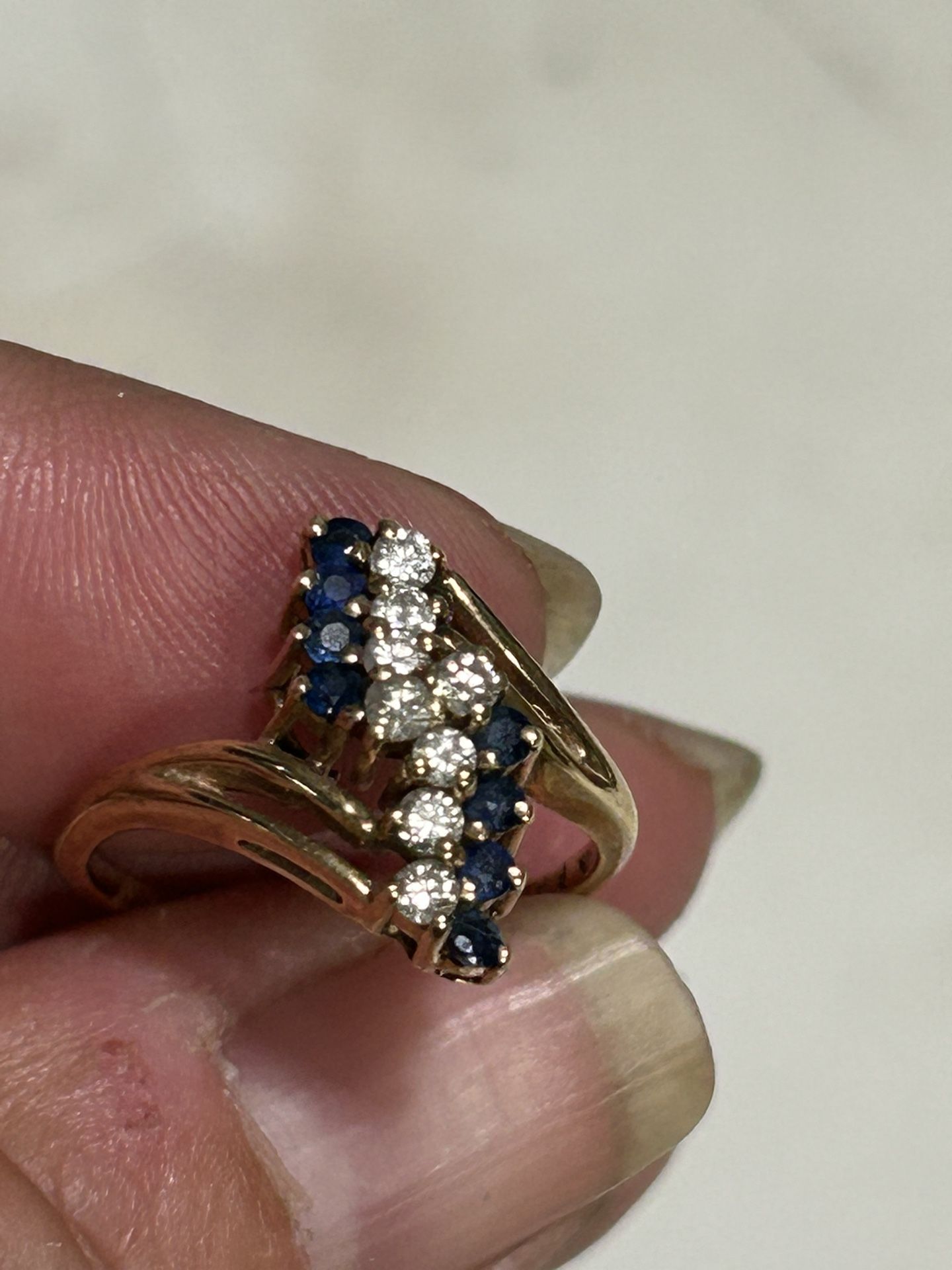 10k Sapphire And Diamond Cluster Ring