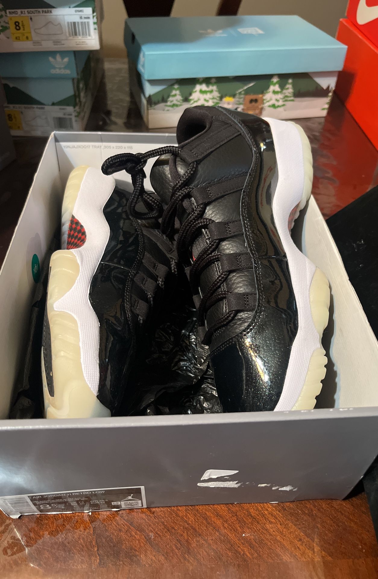 Jordan 11 Retro Low Size 8.5