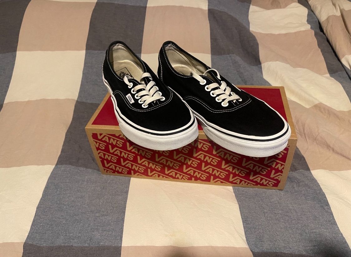 Vans Authentic Shoes Black Size Men’s 9.5 Women’s 11.0 Lightly Used