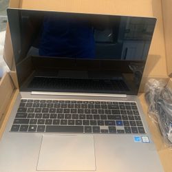 Samsung Notebook 7 Laptop Brand new
