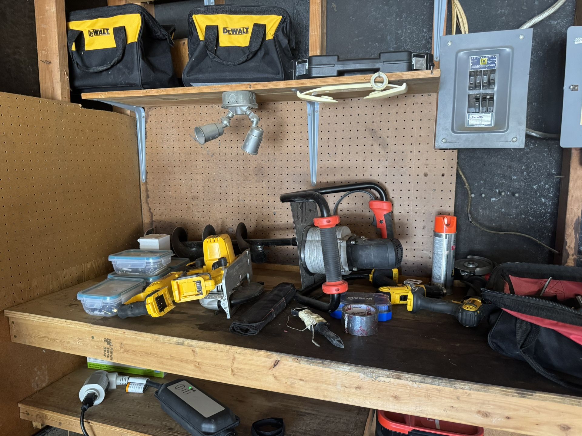 Moving sale