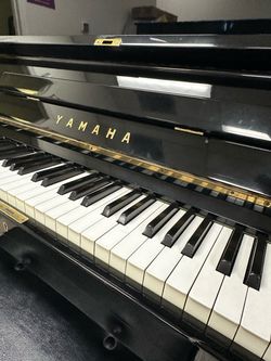 Yamaha U1 Upright Piano – Beautiful Sound