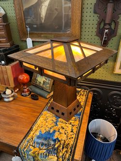 Antique Prairie Craftsman Stained Glass Lamp